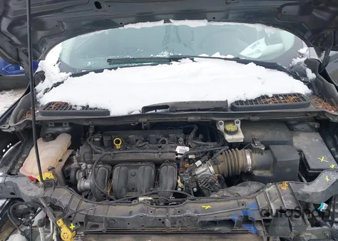 2016 Ford Escape Se from USA, damaged, VIN 1FMCU0G7XGUC86992